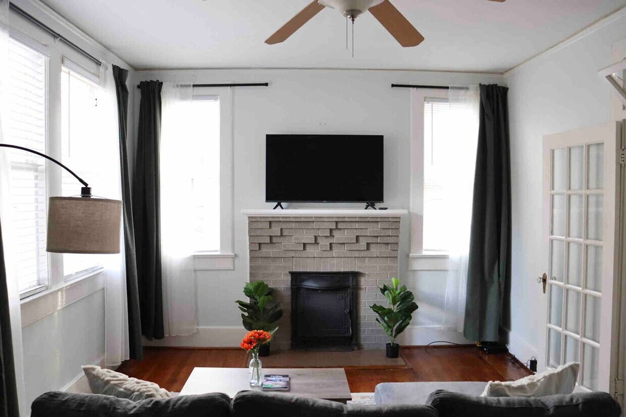 Foto principal - 1419 Franklin St