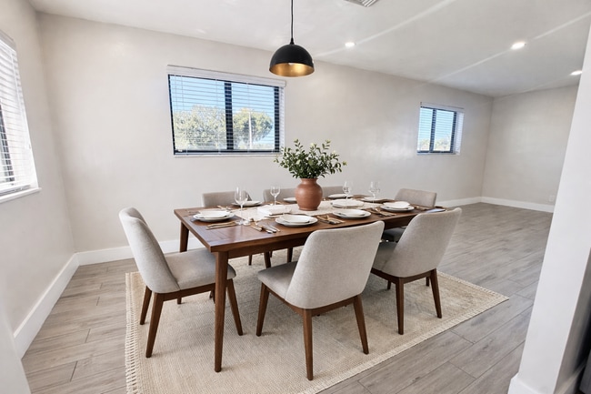 Foto del edificio - 412 SW 27th Terrace