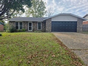 Building Photo - 8 Willowridge Cove