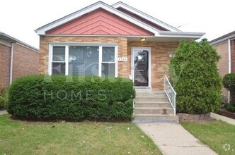Building Photo - 4748 S Leamington Ave