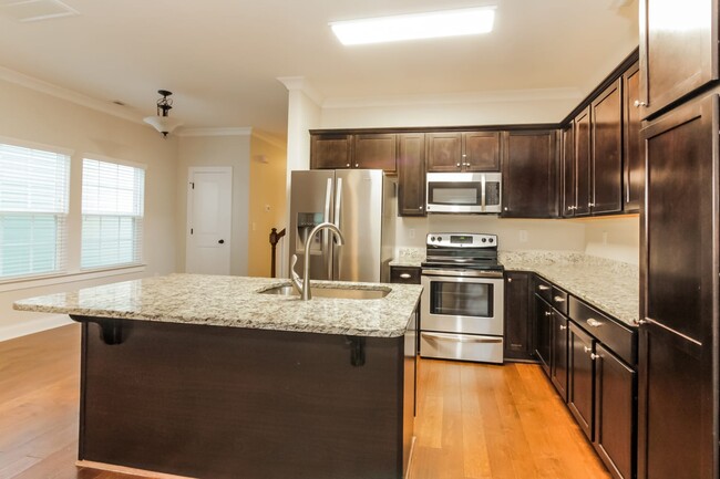 Building Photo - 12216 Huntersville-Concord Rd