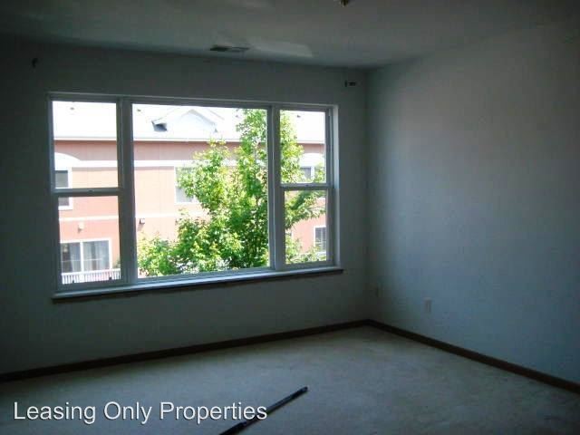 Building Photo - 420 57th St