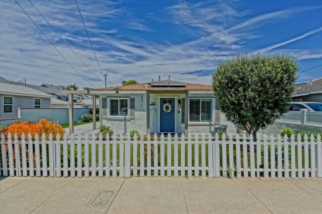Foto del edificio - 2621 Mathews Ave