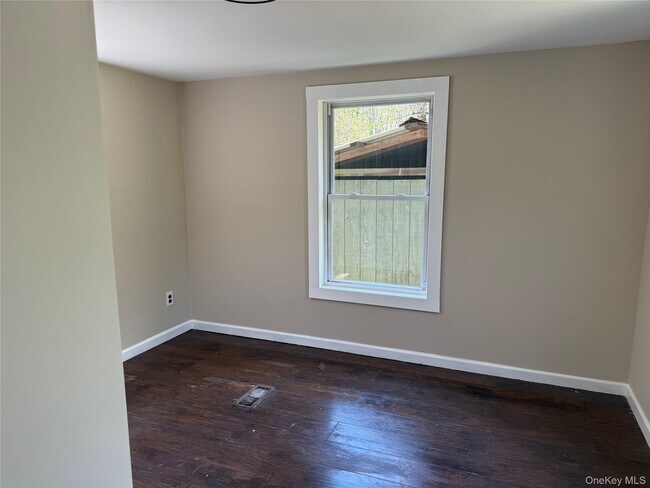 Building Photo - 46 Lime Kiln Rd