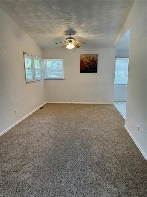 Building Photo - 5477 Bayberry Dr