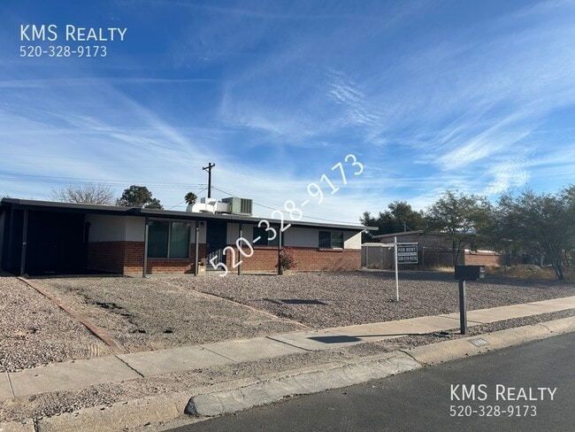 Building Photo - 3 Bed / 2 bath Home - OWNER/AGENT