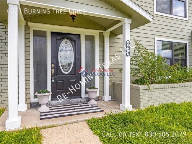 Foto del edificio - 4023 Burning Tree Dr