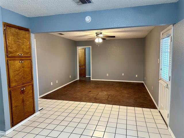 Foto del edificio - 2105 Melody Cir