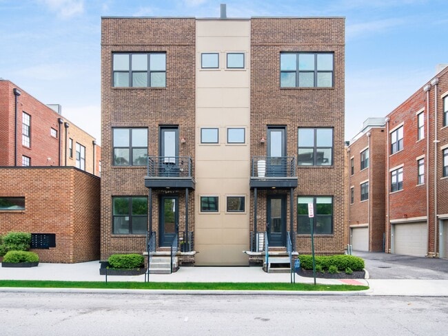 Building Photo - 271 Neruda Ave