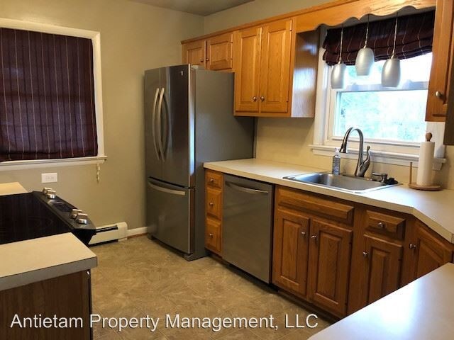 Building Photo - 13414 Cherry Tree Cir