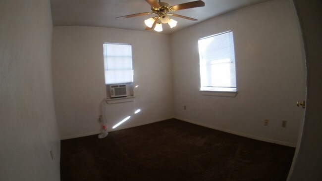 Building Photo - 1513 Rancho Dr