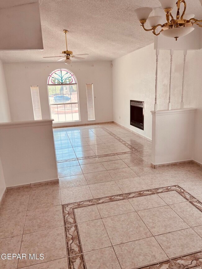 12461 Flora Alba Dr, El Paso, TX 79928 House Rental in El Paso, TX