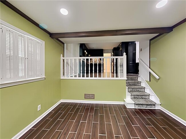 Foto del edificio - 5154 Five Forks Trickum Rd SW
