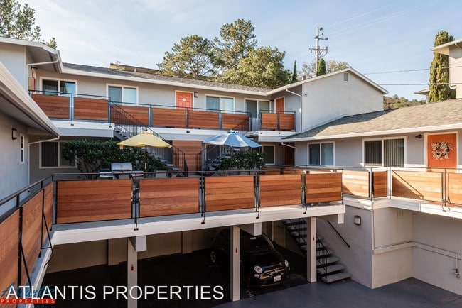 Building Photo - 2130 Valerga Dr