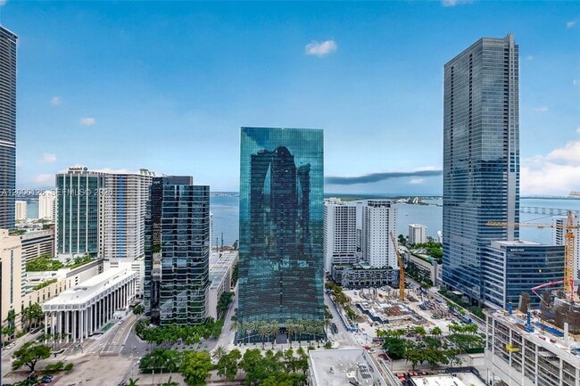 Building Photo - 1300 S Miami Ave