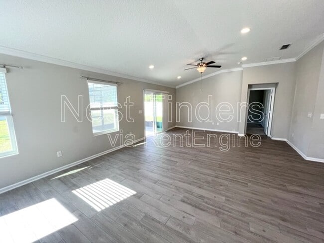 Building Photo - 33 Pickett Dr