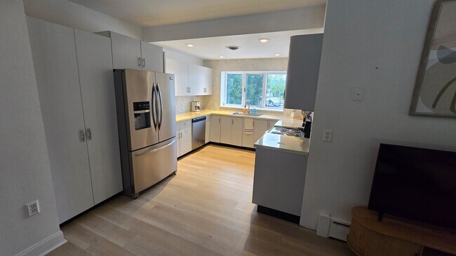 Foto del edificio - 2104 Northway Rd