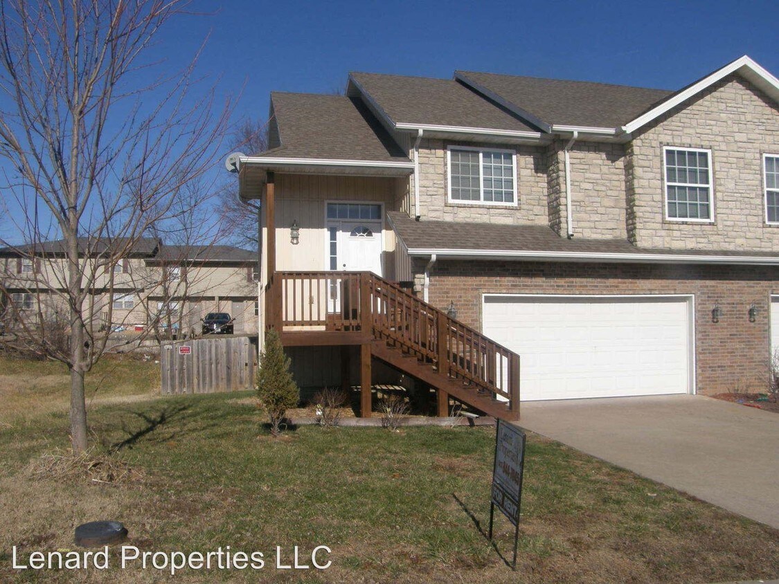 701 E Watermill Cir Unit 4, Ozark, MO 65721 Condo for Rent in Ozark