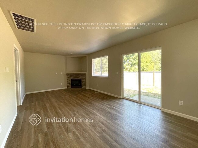 Building Photo - 14101 80th Ave Ct E