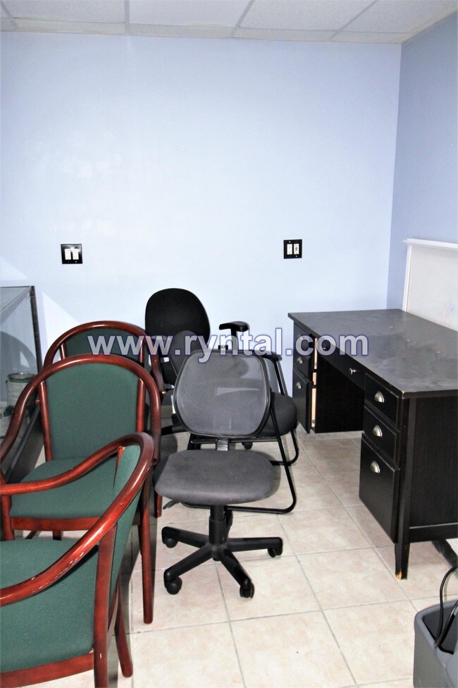 Foto del edificio - 2250 Gulf Gate Dr