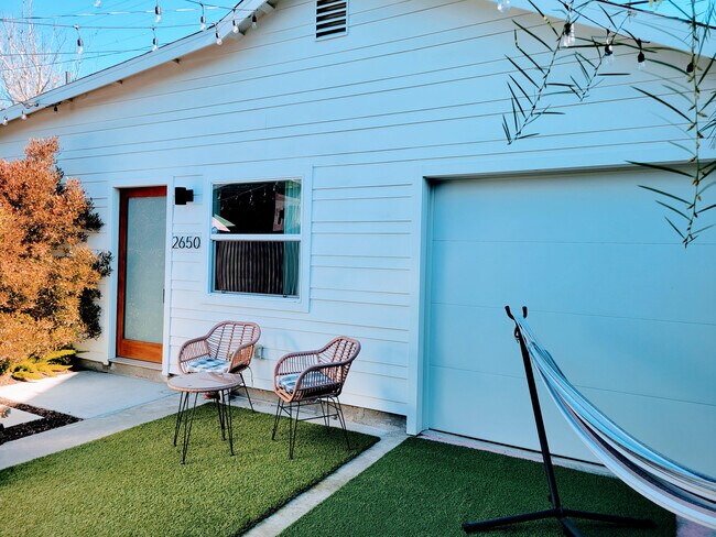 Entrance1 - 2650 S Rimpau Blvd House