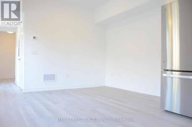 Building Photo - 33 Calamint Ln.