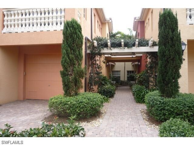 Foto principal - 8617 Via Rapallo Dr