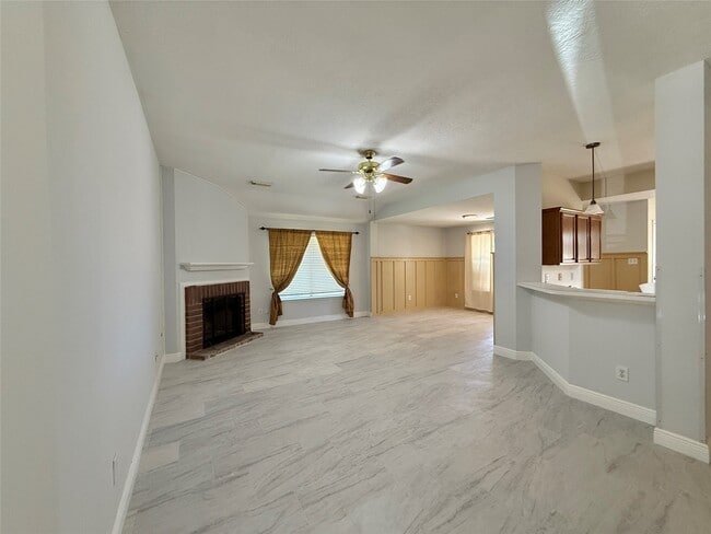 Foto del edificio - 14419 Golden Cypress Ln