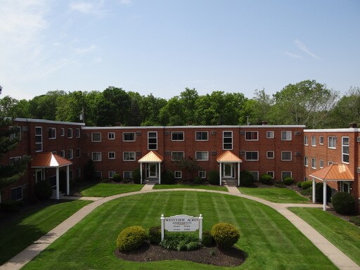 Primary Photo - 5384 Knollwood Dr