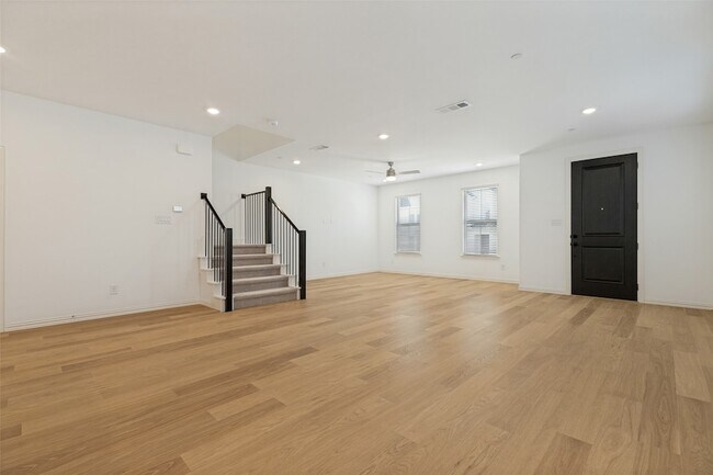 Foto del edificio - 4766 Lunker St