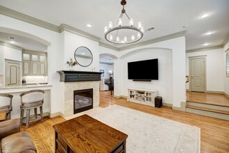 Building Photo - 514 Cortlandt St