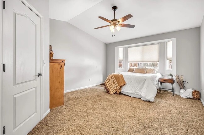 Photo - 466 Tanner St House