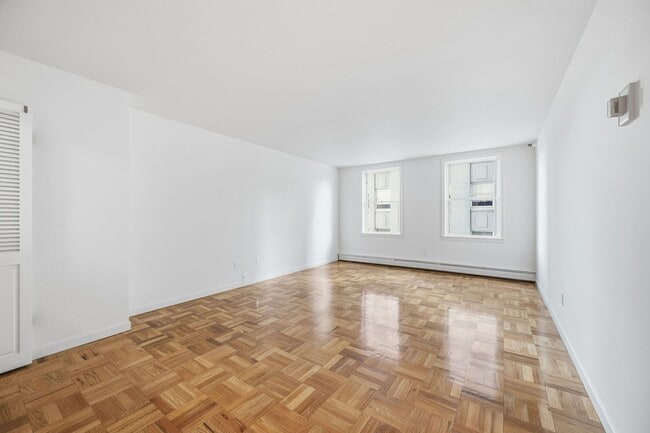 Foto del edificio - 1310 Jones St