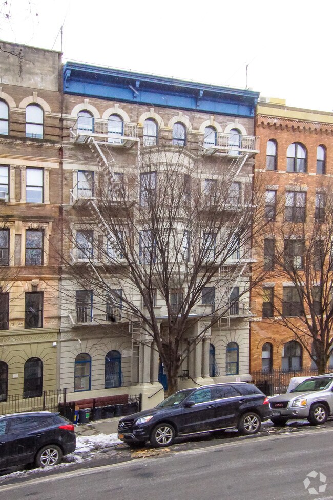 Building Photo - 2817 Frederick Douglass Blvd