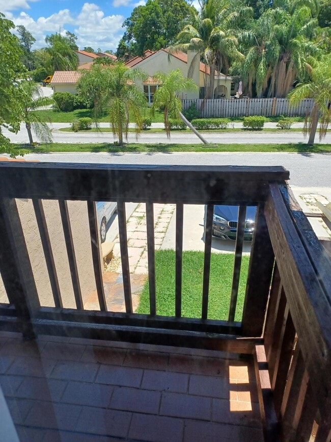 Building Photo - 13164 Via Veneto