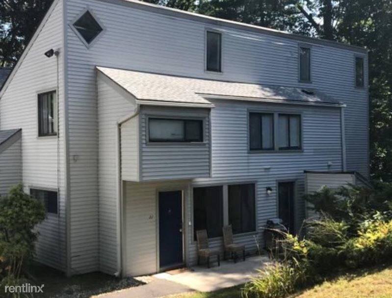 Primary Photo - 4 br, 2 bath Condo - 10 Talcott Forest Rd