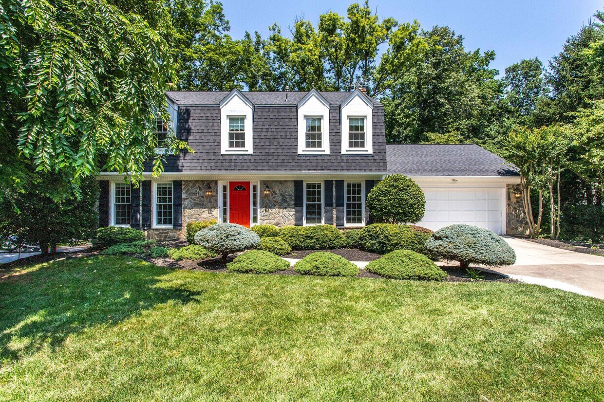 Photo - 1646 Montmorency Dr (Vienna, VA)