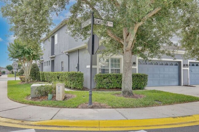Foto del edificio - Luxury 3BR/3BA Townhome with 2-Car Garage in Gated Greystone – Sanford