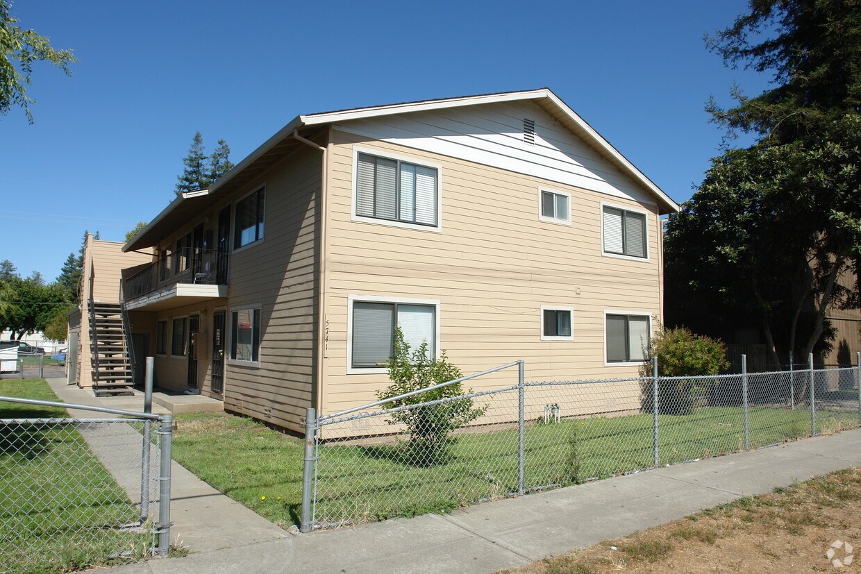 Primary Photo - 5741 Almaden Road
