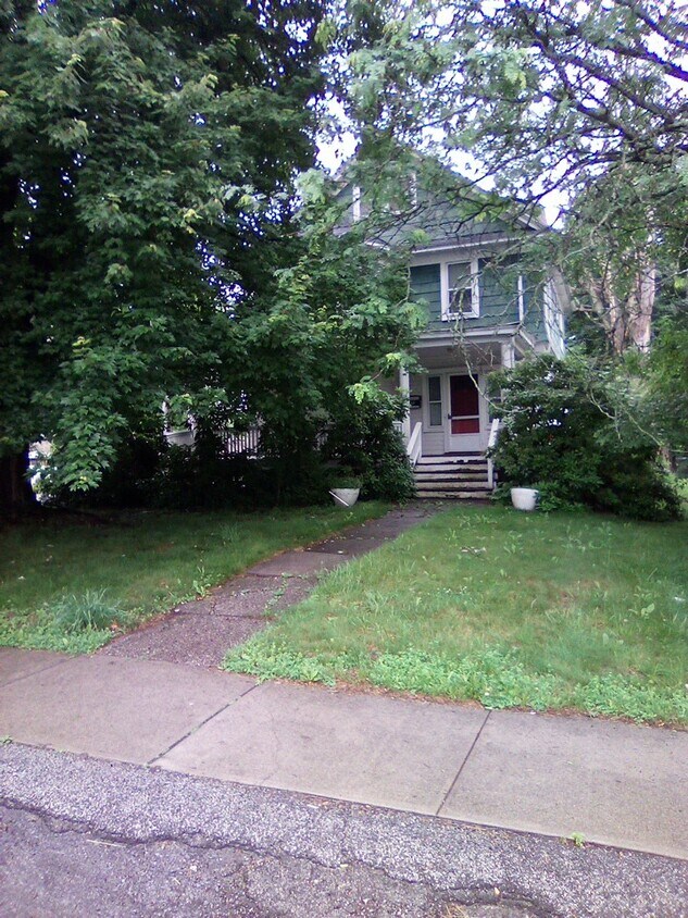Foto principal - 80 N Main St