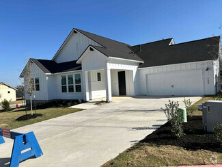 Building Photo - 133 Covert Cv