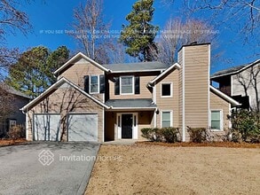 Building Photo - 10960 Pinehigh Dr