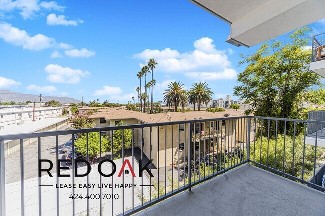 Foto del edificio - 5320 Cartwright Ave