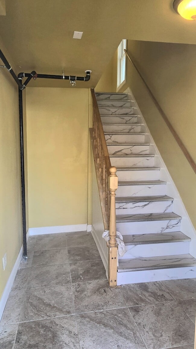 Building Photo - 106 Madison Ave