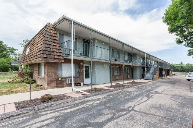 Foto del edificio - 824 N Garfield Ave