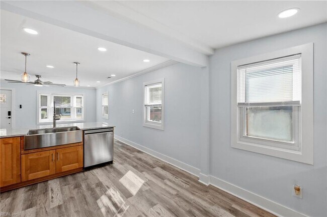 Foto del edificio - 8229 Gygax Rd