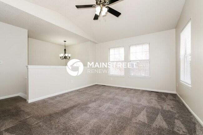 Foto del edificio - 3 Bedroom Pet-Friendly Home in KANSAS CITY, MO with Main Street Renewal