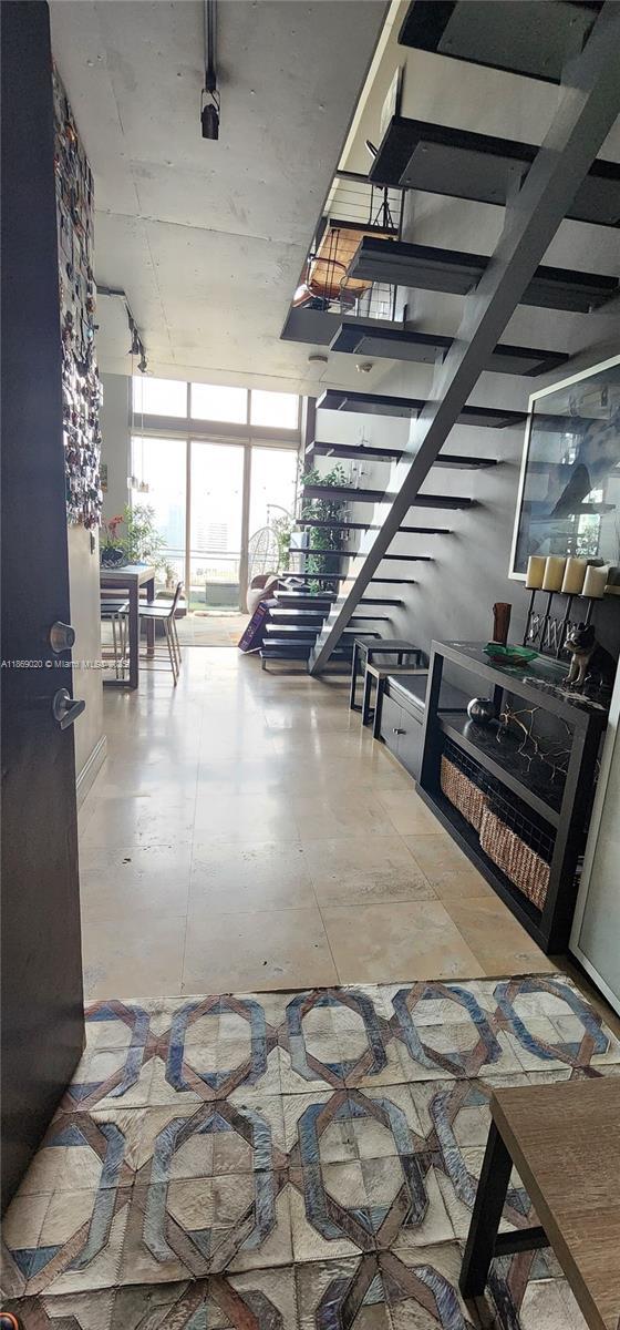 Foto del edificio - 690 SW 1st Ct