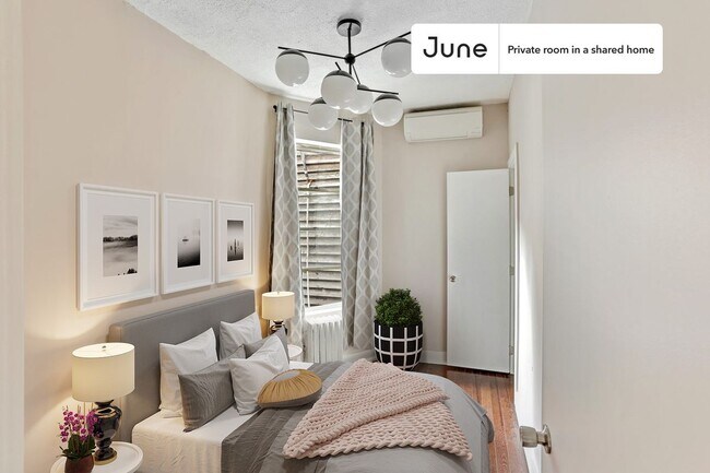 Building Photo - Room in Shared 3 bed/1 bath home