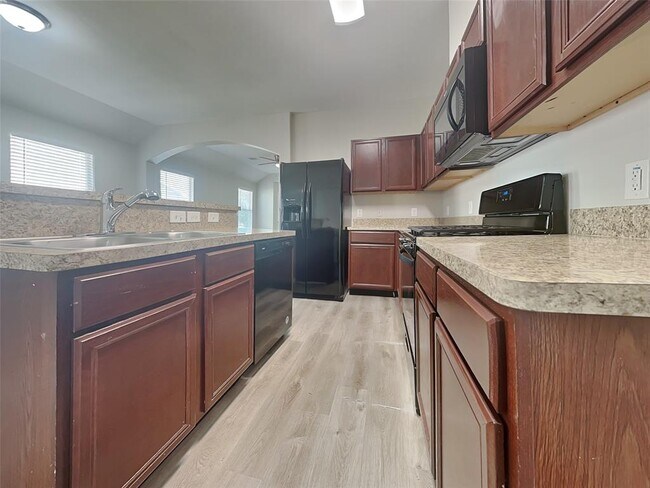 Building Photo - 21455 Wilona Way